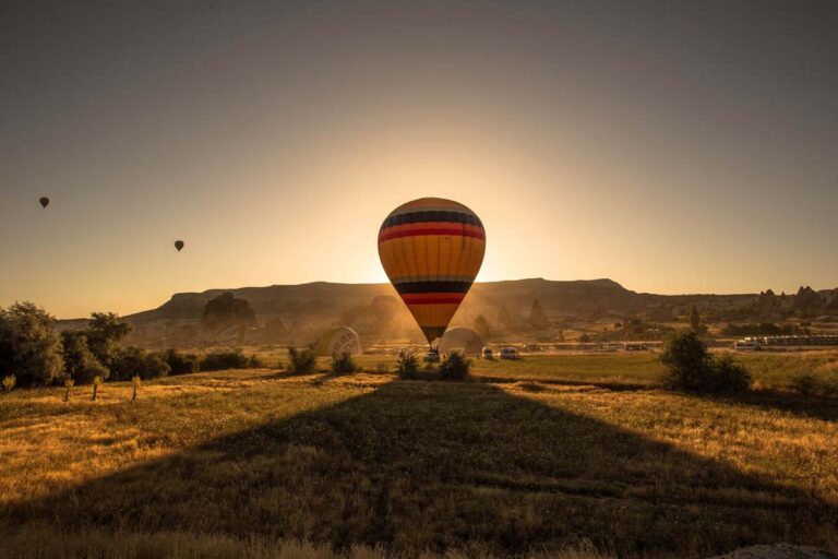Mehr über den Artikel erfahren Cappadocia balloon trip