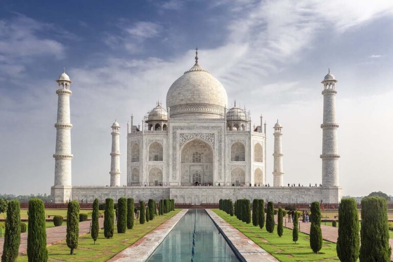 Mehr über den Artikel erfahren Explore India today